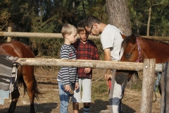 Des moniteurs d'équitation pédagogues